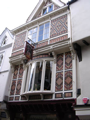10 Stonegate, Maw & Co encaustic & geometric tiles
